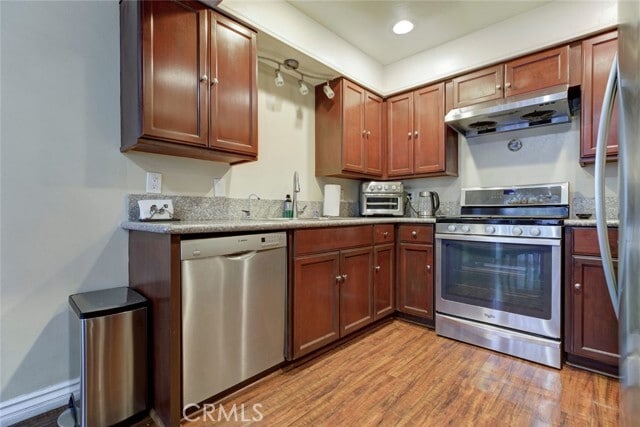 Building Photo - 7631 Vineland Ave