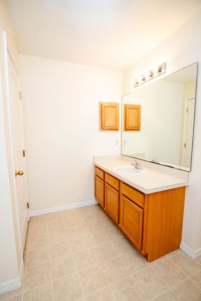 Building Photo - Single family home in Keystone Pointe, St....