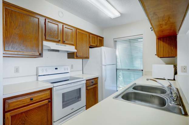 Building Photo - 261 Cypress Point Dr