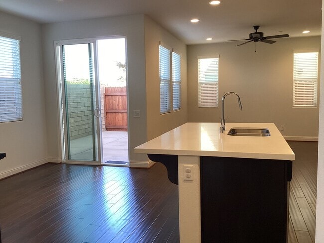 Building Photo - 1179 Wild Star Wy