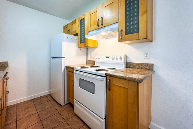 Building Photo - 4022 Abbey Terrace