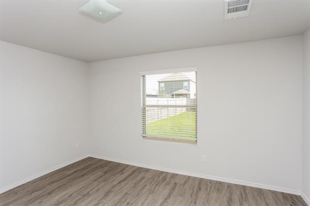 Building Photo - 3707 Job Dr