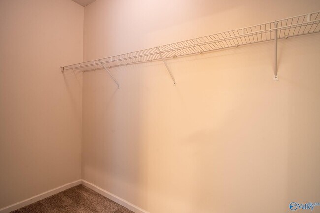 Building Photo - 216 Horseshoe Bend N