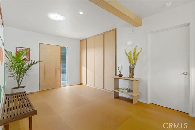 Building Photo - 6236 Springvale Dr