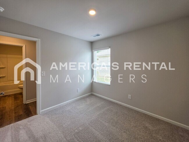 Building Photo - New Construction Home for Rent in Lincoln!