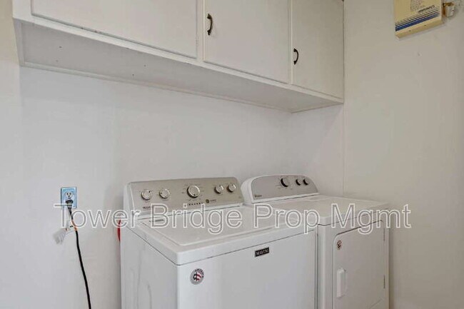 Building Photo - 3582 63rd St