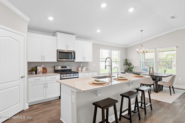 Building Photo - 79 Dovetail Cir