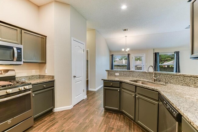 Building Photo - 1303 Crossvine Way