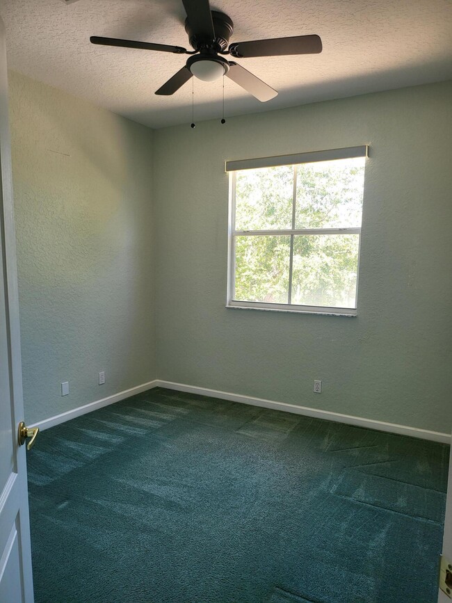 Building Photo - 6235 Arlington Way