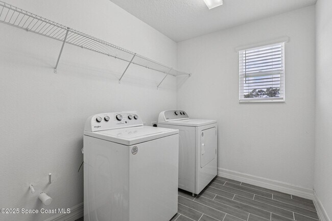 Building Photo - 7763 Fortana Wy