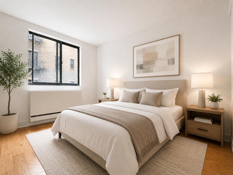 Building Photo - 323 W 96th St