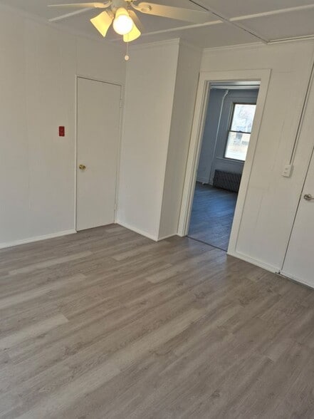 Building Photo - 98 Columbia St