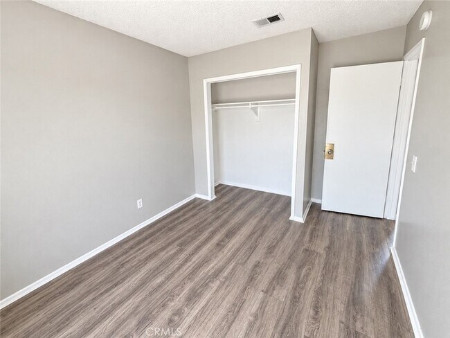 Building Photo - 16810 Village Ln