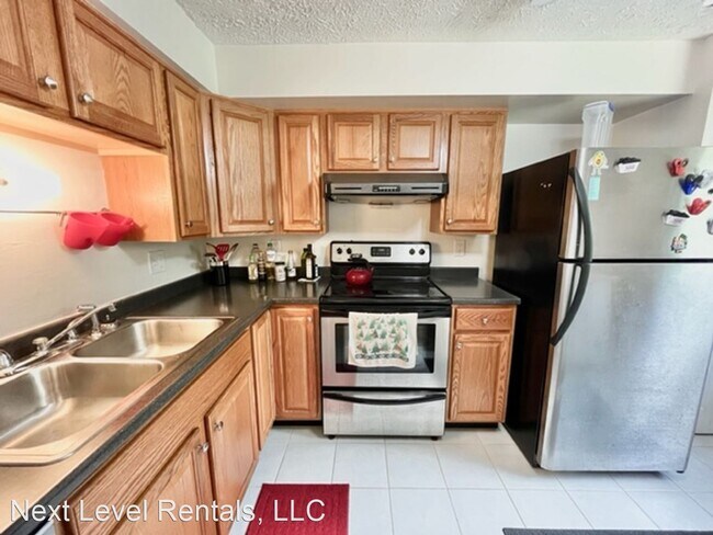 Building Photo - 3 br, 3.5 bath House - 7719 Eagles Head Court