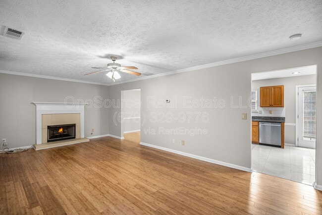 Building Photo - 4211 Crestside Ridge SW