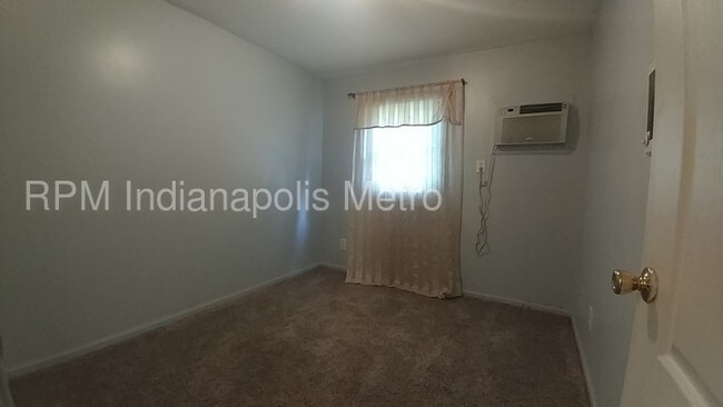 Building Photo - 1325 S Lynhurst Dr
