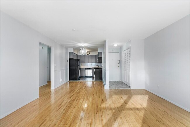 Building Photo - 1138C Farm Rd