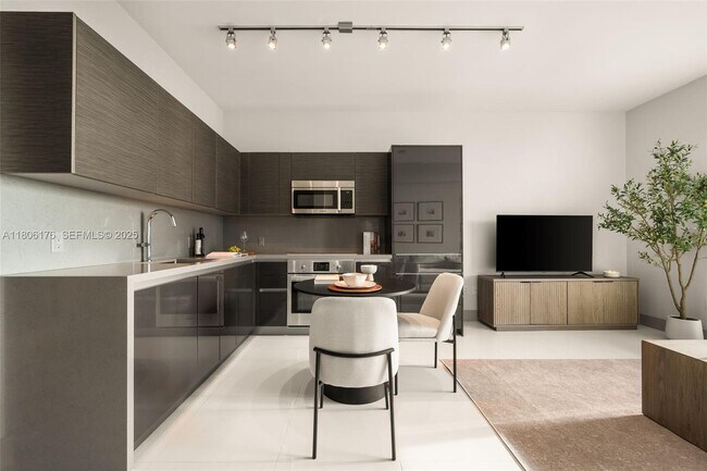 Building Photo - 1080 Brickell Ave