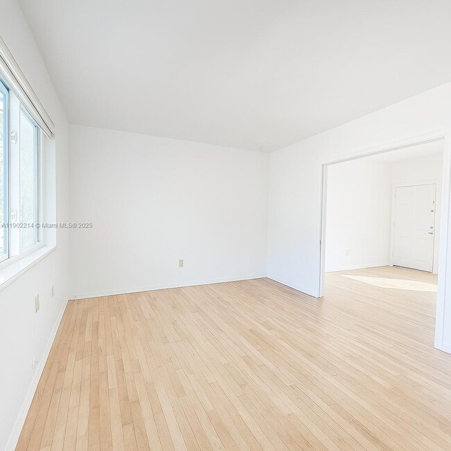 Building Photo - 212 Phoenetia Ave