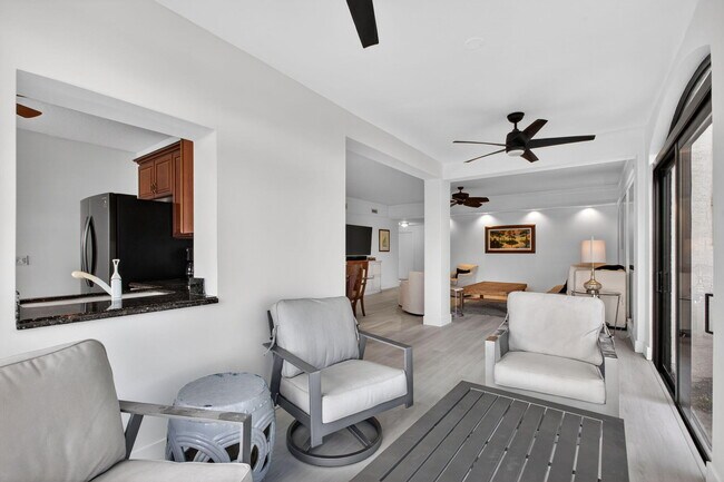 Building Photo - 3940 Back Bay Dr