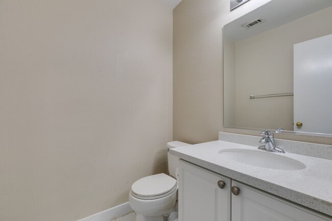 Building Photo - 3BDRM Townhome in Durango Trails community