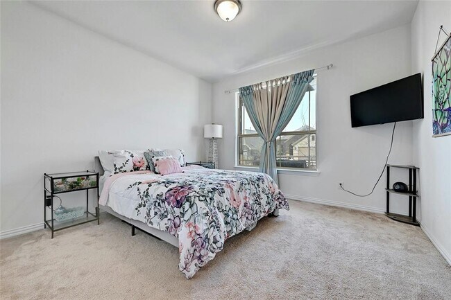 Building Photo - 303 Cherrystone Loop