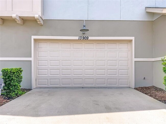 Building Photo - 13909 Milstein Ln