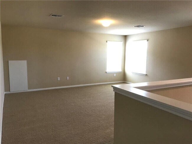 Building Photo - 3201 Ortman Dr