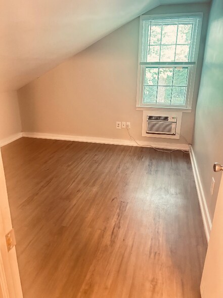 Building Photo - 739 Homeplace Dr