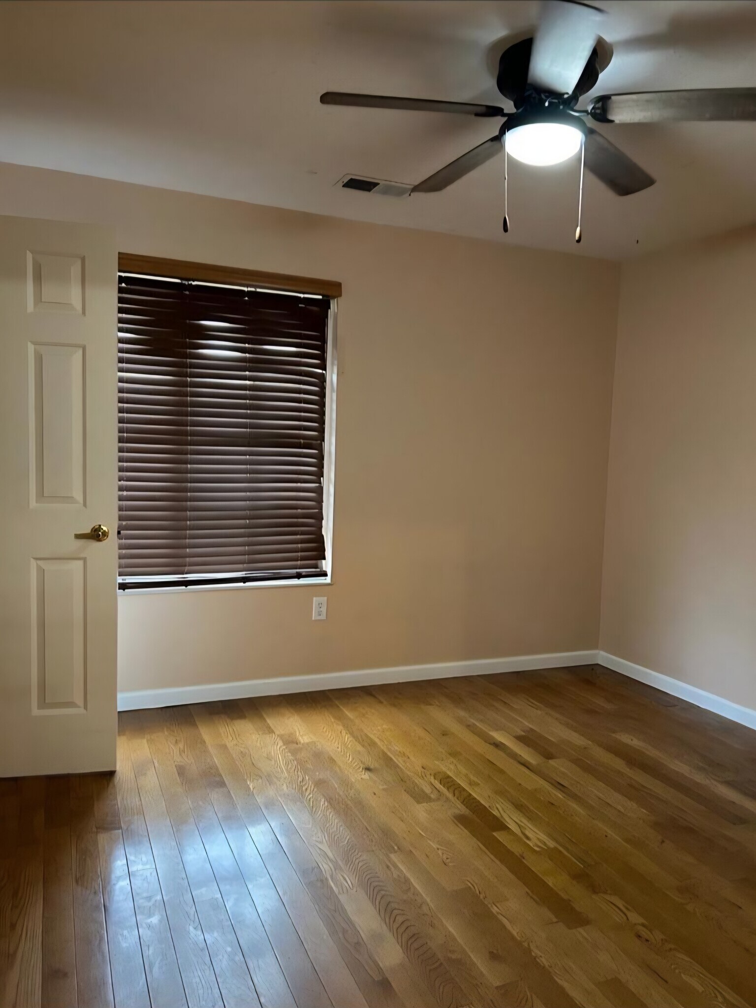 Building Photo - 233 Legends Creek Pl