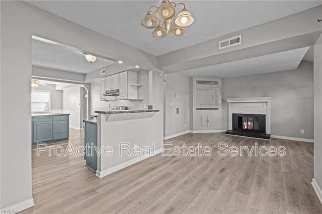 Building Photo - 1729 Pompey St