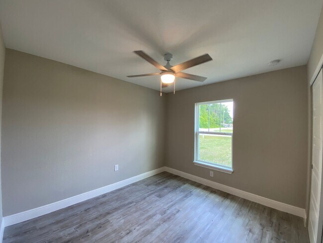 Building Photo - 2 Juniper Way Ln