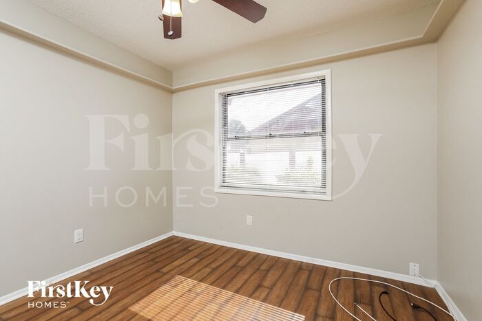 Building Photo - 12102 Picalilli St