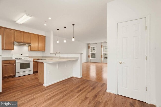 Building Photo - 108 Moore Dr