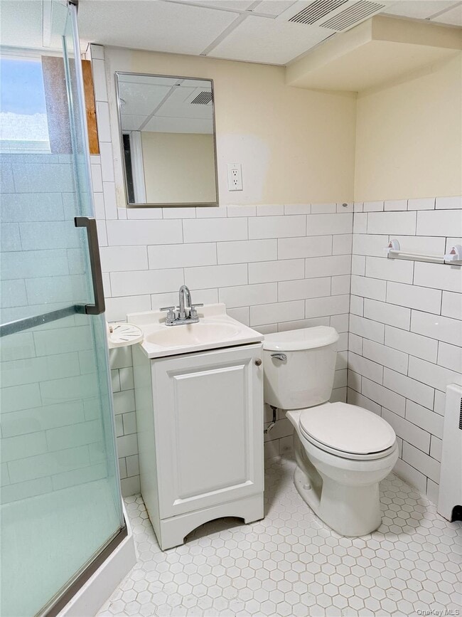 Building Photo - 660 S 10th St