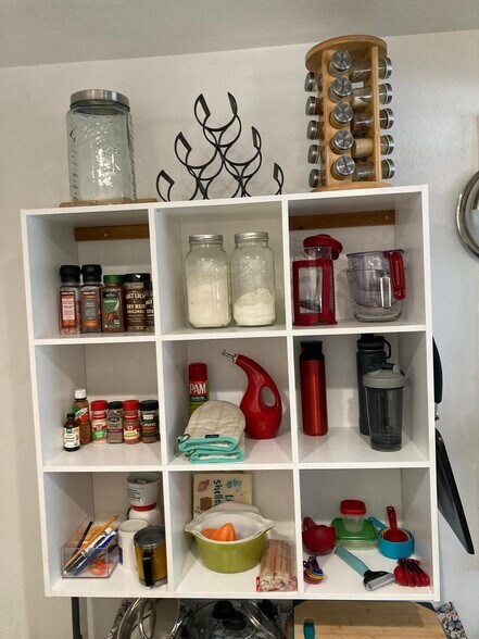 Building Photo - 3535 Maluhia St