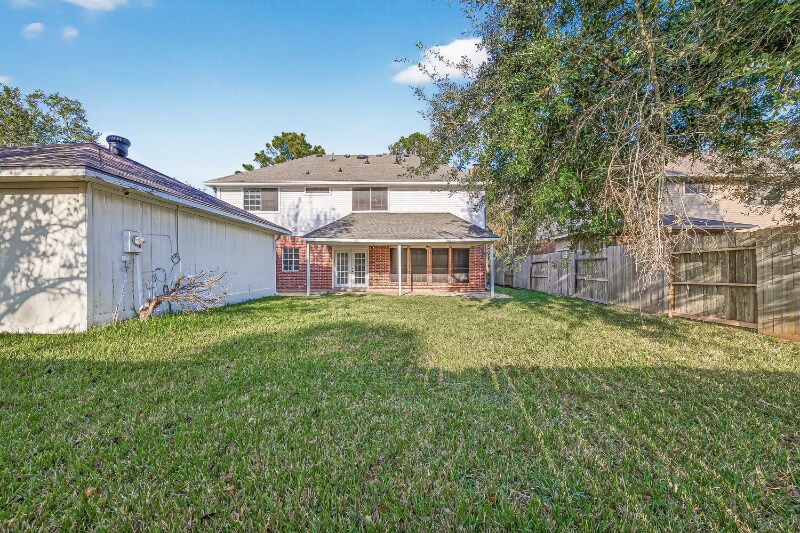 Building Photo - 2627 Double Lake Dr