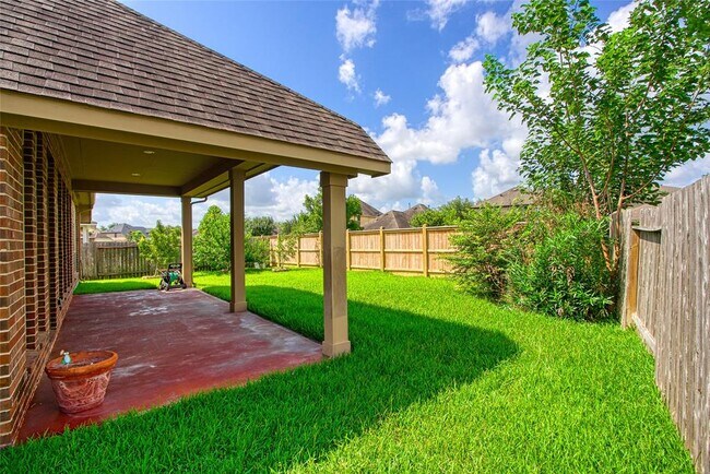Building Photo - 27111 Hardwick Hills Ln