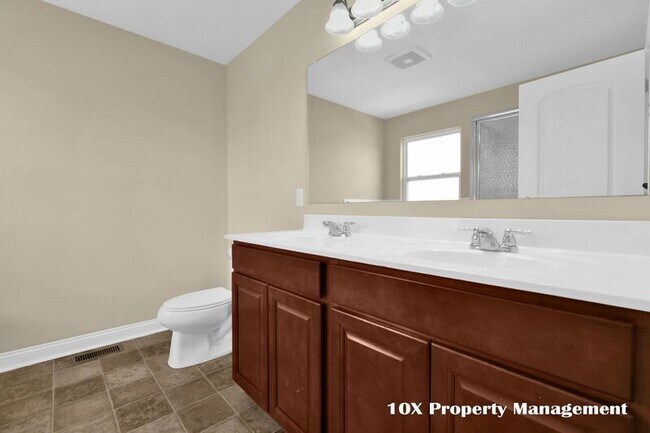 Building Photo - 358 Josaphat Way