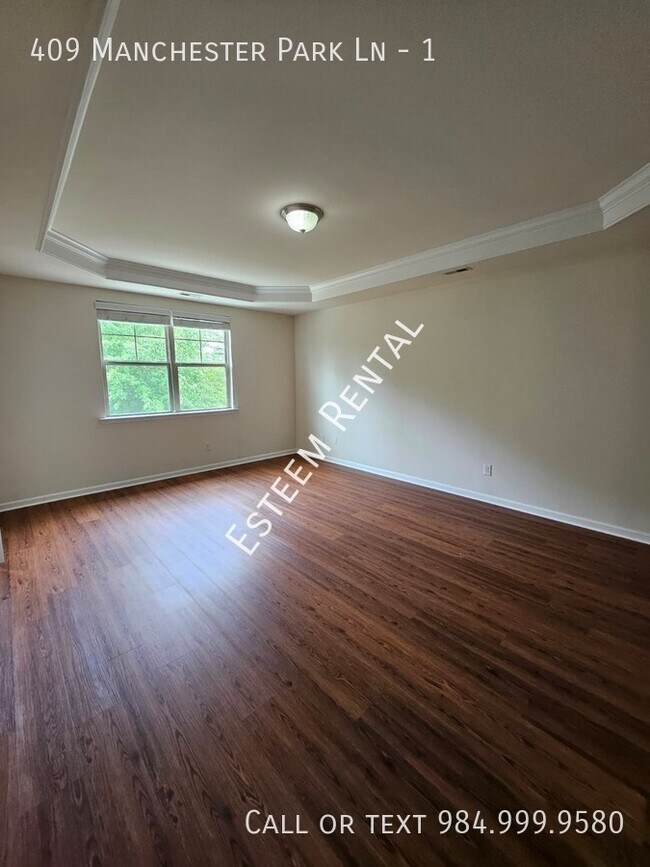 Building Photo - 409 Manchester Park Ln
