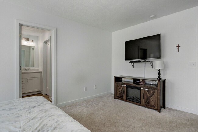 Building Photo - Charming 3 bedroom in Nixa schools!