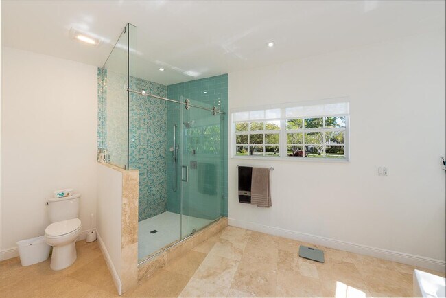 Building Photo - 6205 St