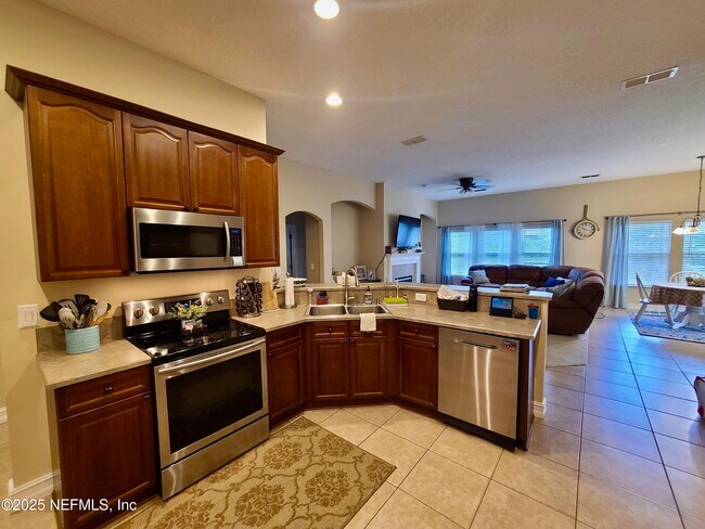 Building Photo - 1308 Holmes Landing Dr