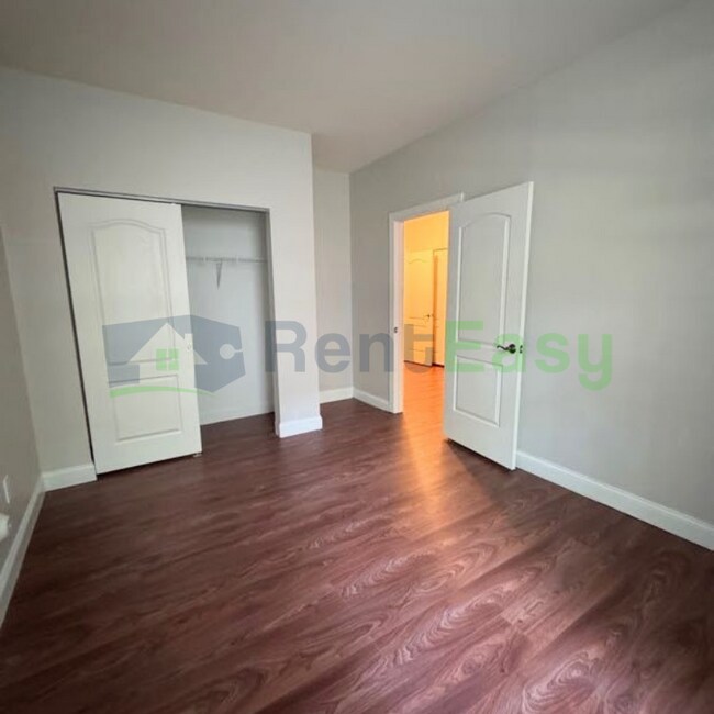 Building Photo - 4405 Harlesden Dr