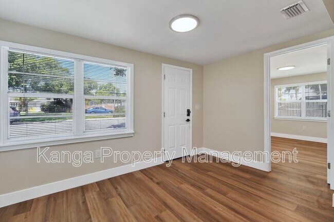 Building Photo - 3714 Morton Ave