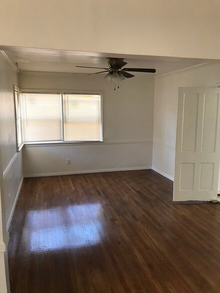 Building Photo - 1803 W 36th St