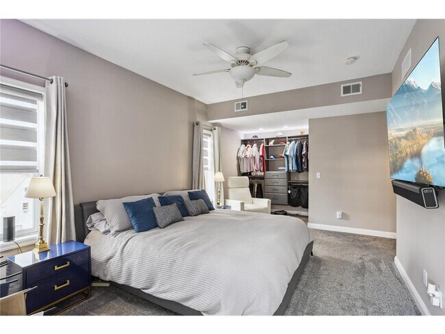 Building Photo - 1829 Park Ave