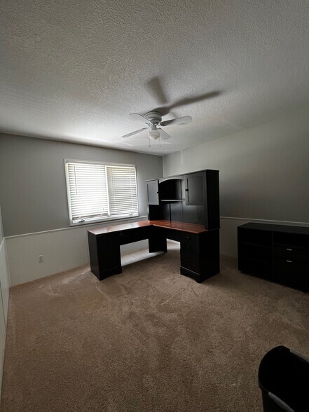 Building Photo - 1305 Easton Ct