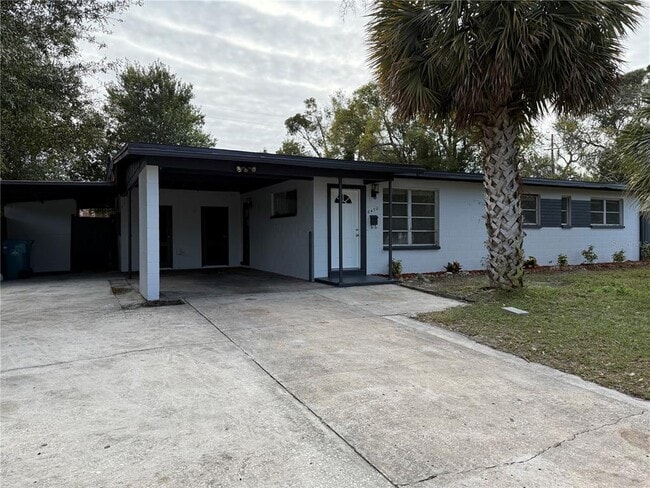 Building Photo - 6470 Savannah Pl