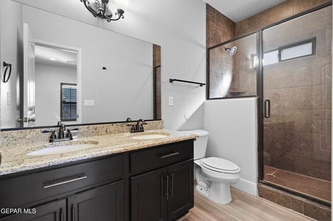 Building Photo - 13538 Lawkland St